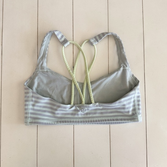Lululemon Striped Free to Be Sports Bra - Picture 4 of 7